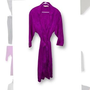 *Vintage Gold Label Victoria’s Secret Robe Sz M/L Pink/ Fuchsia/ Magenta